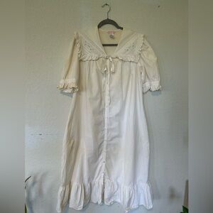 Vintage-Inspired Cream Button-Front Nightgown with Ruffle Sailor Collar